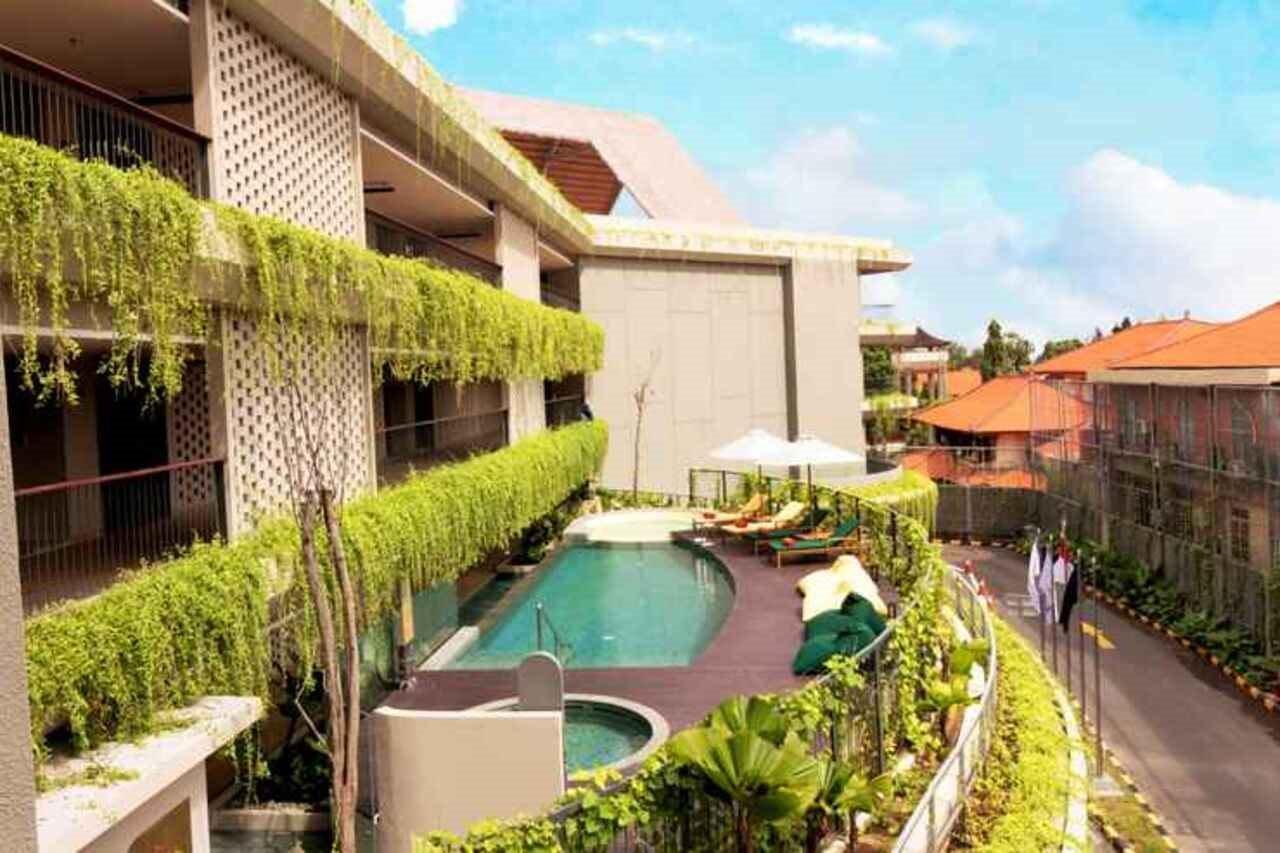 Beachwalk * Kuta (Bali)