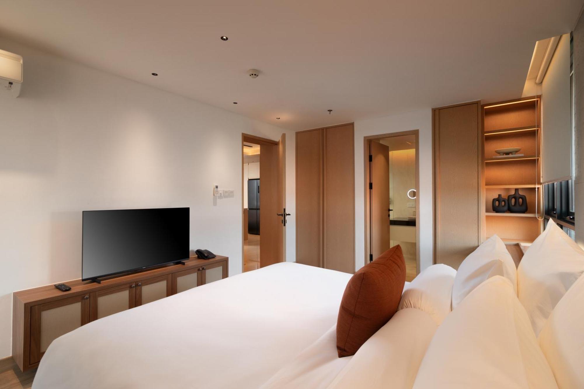 Beachwalk Apartemen *